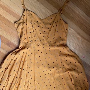 Yellow old navy dress ✨